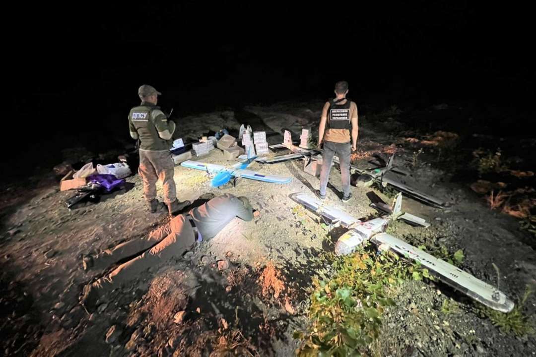 Пограничники задержали контрабандиста сигарет/Фото: МВД Пограничники задержали контрабандиста сигарет/Фото: МВД