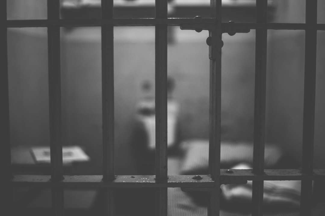 В Индии семь правонарушителей бежали из тюрьмы благодаря соли и перца