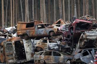 Що буде з кредитами за майно, яке зазнало руйнувань під час війни/Фото: Christopher Furlong/Getty Images Що буде з кредитами за знищене під час війни майно: пропонують два варіанти