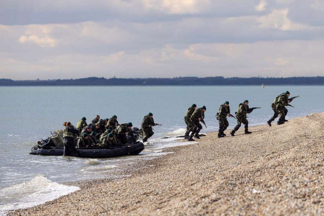 В течение полугода украинские военные учились у британской морской пехоты В течение полугода украинские военные учились у британской морской пехоты
