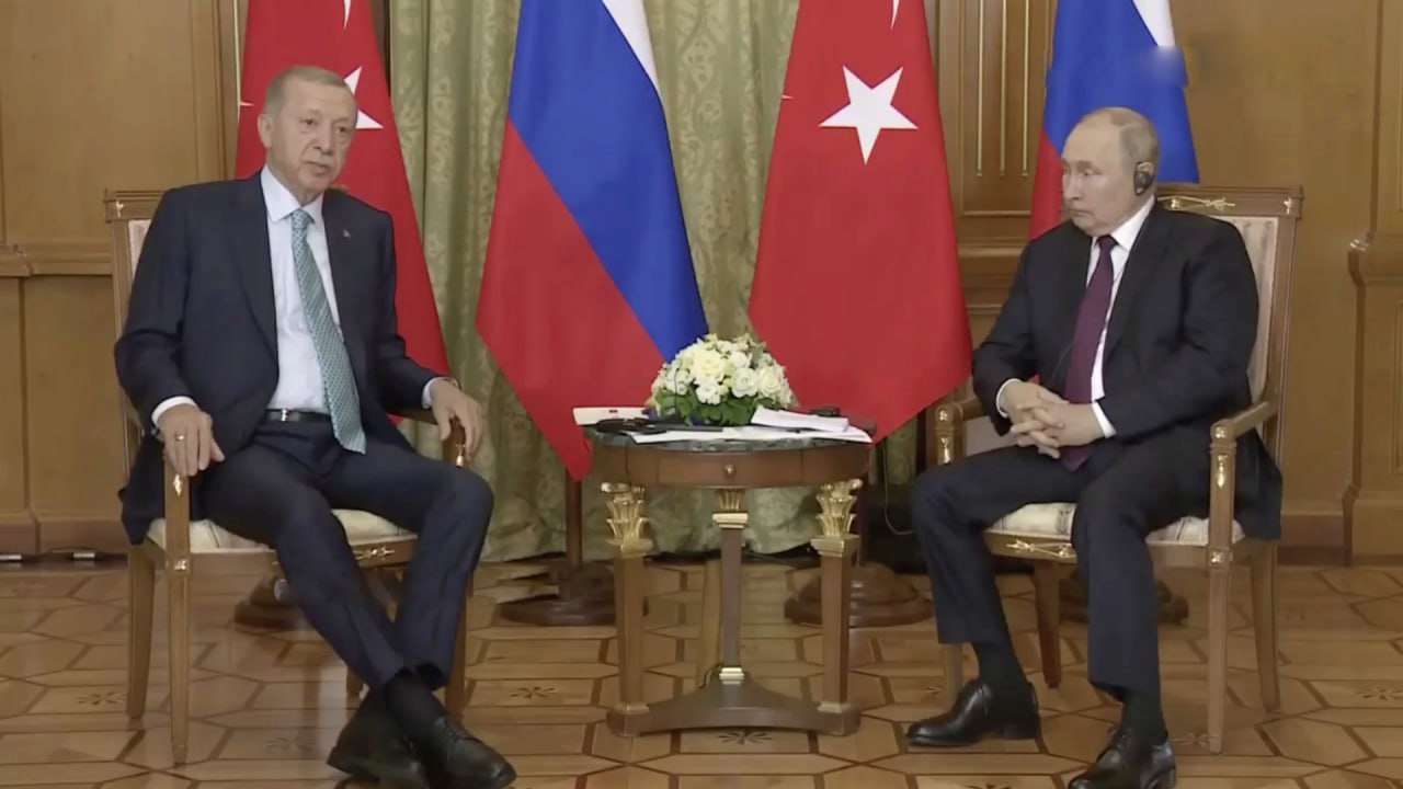 В Сочи продолжается встреча президентов россии и Турции В Сочи продолжается встреча президентов россии и Турции