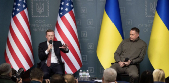 Важная встреча с советником президента США по вопросам нацбезопасности Джейком Салливаном в Киеве/Фото: Андрей Ермак Журналист Лучков о визитах американских политиков: прибыл Салливан – WH обеспокоен визитом Грэма