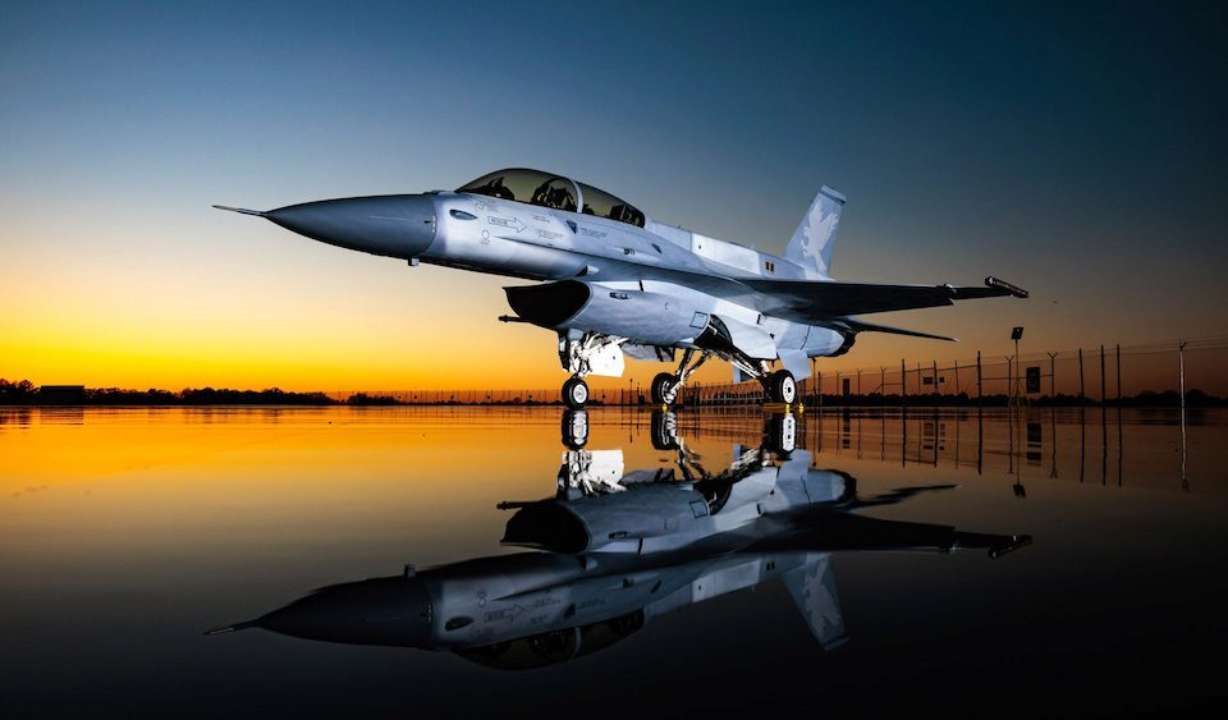 Украине необходимо более 150 истребителей F-16. Фото: itc.ua f-16