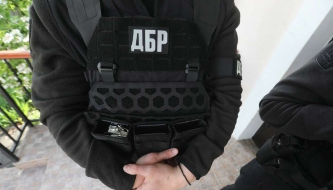 Нелегальні російські автозапчастини передали на потреби Сил оборони України Нелегальні російські автозапчастини передали на потреби Сил оборони України