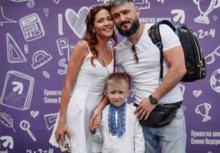 Наталка Денисенко з чоловіком і сином/Фото: Instagram natalka_denisenko Наталка Денисенко з гордістю повідомила про нагороду чоловіка-військового від президента