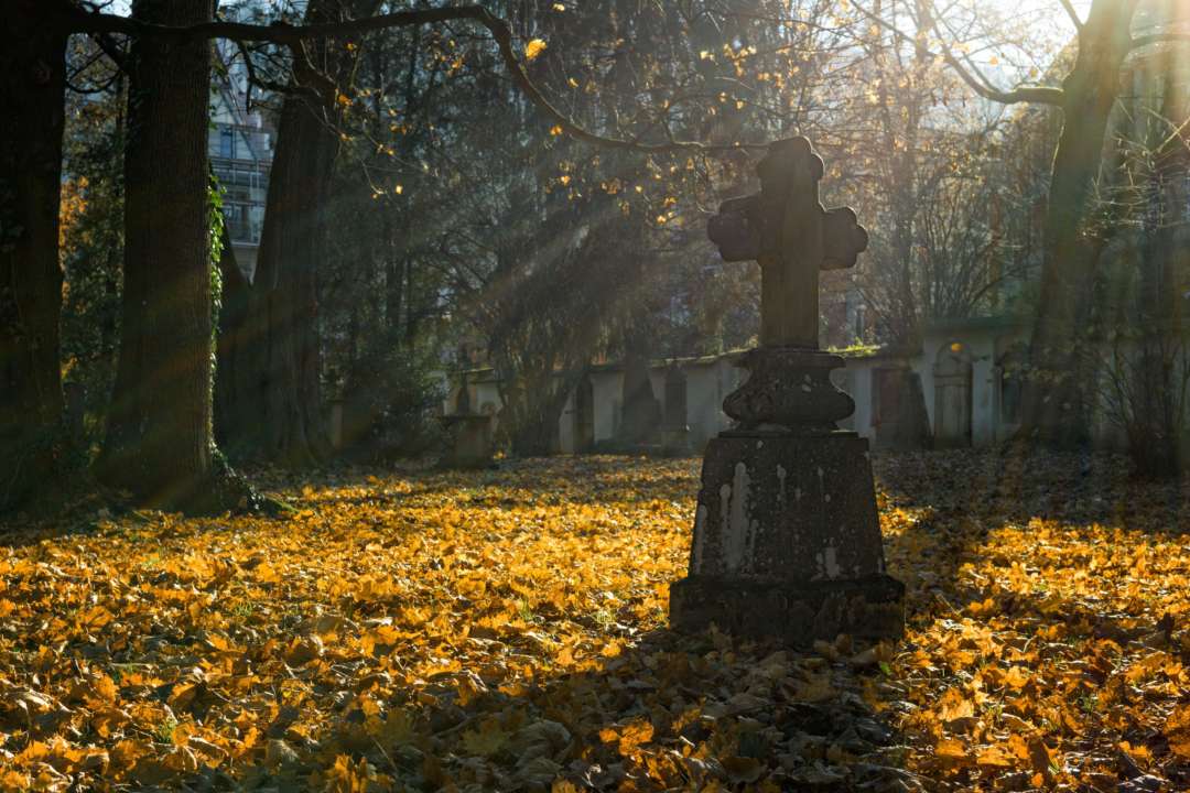 Що віщує смерть: народні прикмети та забобони