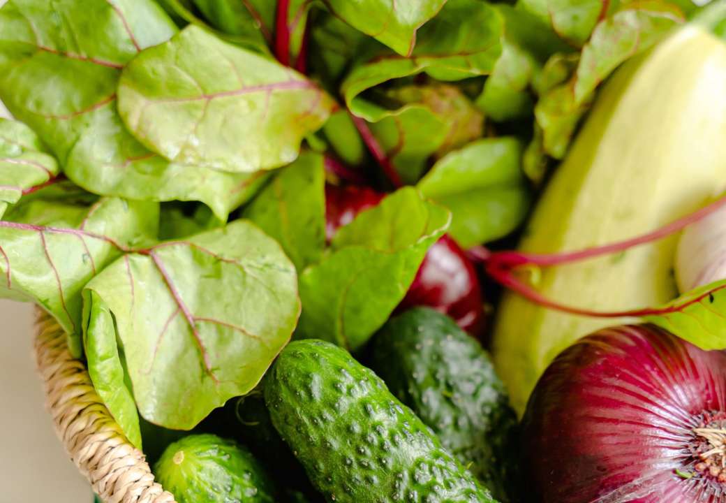 Клубника, кабачки, молодая картошка: какие полезные сезонные продукты следует есть в июне