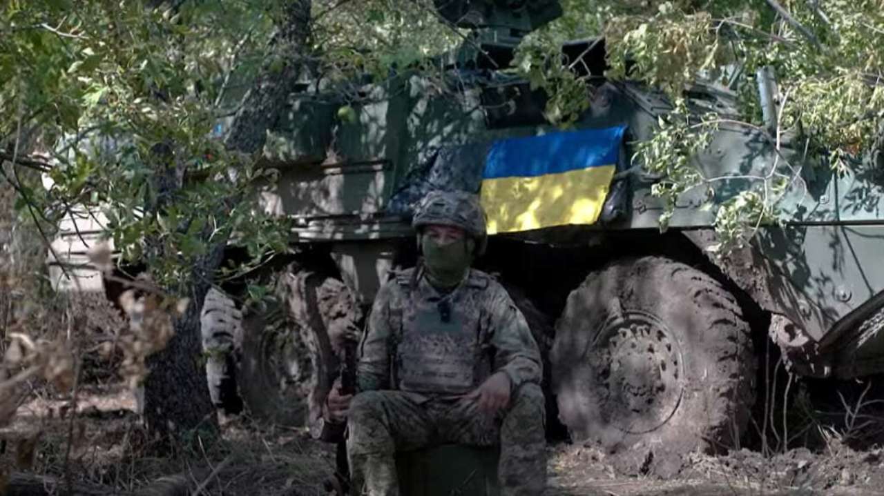 История наводчика БТР STRYKER: Фото: скрин СтратКом ВСУ Позывной "Кучерявий" – История наводчика БТР STRYKER. Видео