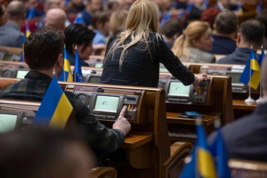 ВР провалила голосування щодо трьох постанов — Железняк