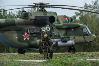 Белорусская военная техника подошла к границе Украины/Фото: Getty Images Военный