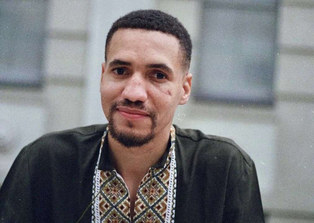 У бійця ЗСУ та актора Віктора Стороженко народилася донька