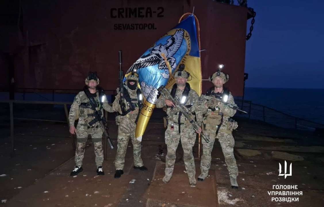 ГУР показало уникальные кадры спецоперации "Вышки Бойко" под контролем Украины: ГУР показало уникальные кадры спецоперации
