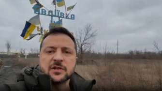 Зеленский посетил Авдеевку/Фото: скриншот Зеленский посетил передовые позиции украинских войск в Авдеевке