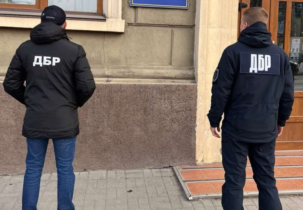 Від початку повномасштабного вторгнення рф ДБР направило до суду майже 800 обвинувальних актів щодо злочинів проти Нацбезпеки/Фото: ДБР Від початку повномасштабного вторгнення рф ДБР направило до суду майже 800 обвинувальних актів щодо злочинів проти Нацбезпеки/Фото: ДБР