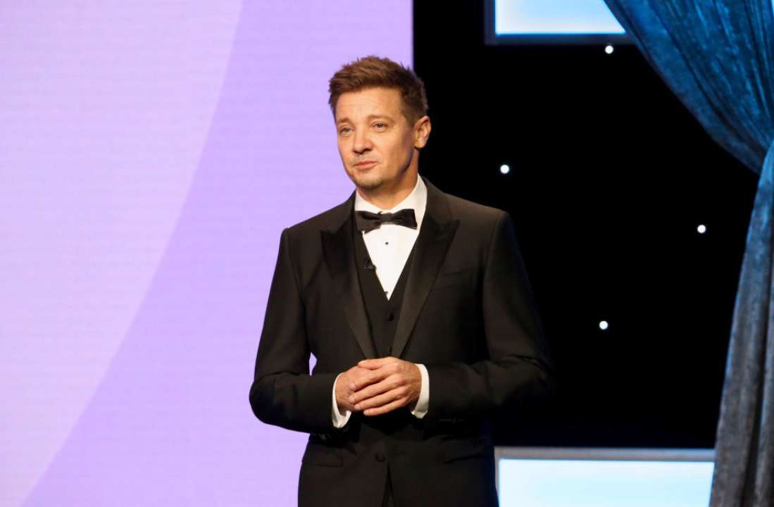 Джеремі Реннер