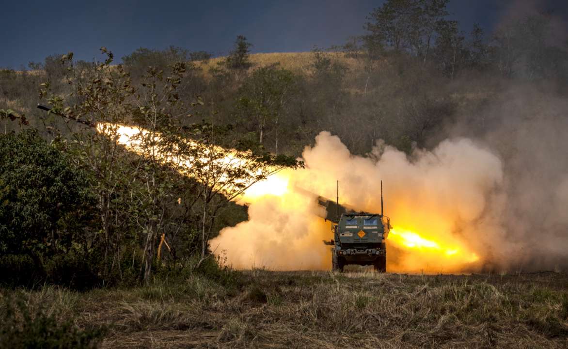 Германия приобретет у США для Украины три системы HIMARS. Фото: GettyImages/Автор- Ezra Acayan himars сша
