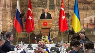 У Туреччині розпочалась зустріч української та російської делегацій/Фото: Офіс президента Перед початком переговорів виступив президент Туреччини