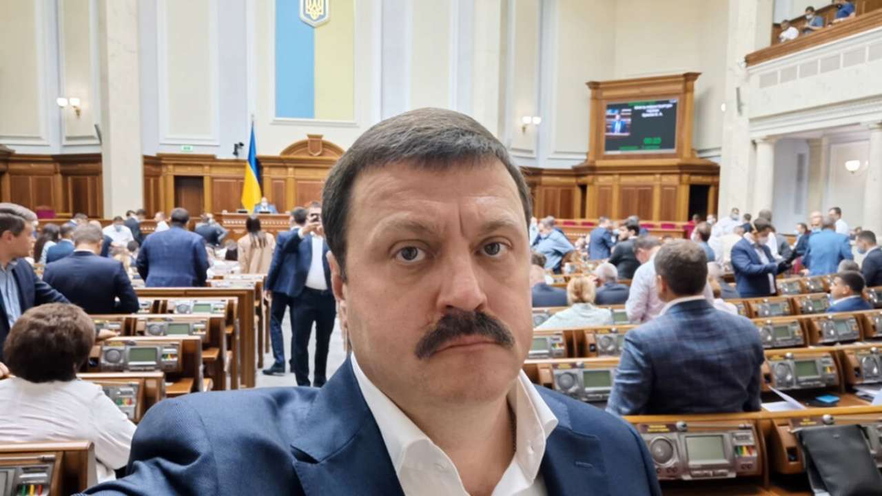 Мав допомогти у захопленні України: СБУ викрила агентурну мережу рф, до якої входив нардеп Деркач