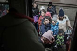 В Іспанії українським біженцям виплачуватимуть по 400 євро/Фото: Getty Images Українці