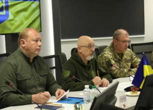 Учасники зустрічі також акцентували на необхідності подальшої інтенсифікації співпраці для забезпечення нагальних потреб Сил оборони України Учасники зустрічі також акцентували на необхідності подальшої інтенсифікації співпраці для забезпечення нагальних потреб Сил оборони України