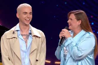 MELOVIN та iSKra перемогли у шоу "Неймовірні дуети" / Скриншот з "Неймовірних дуетів" MELOVIN та iSKra підкорили серця глядачів та перемогли у шоу "Неймовірні дуети"