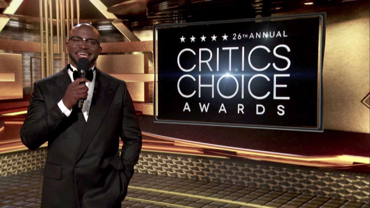 Скриншот трансляции премии Critics' Choice Awards Лучшие сериалы года по версии Ассоциации кинокритиков