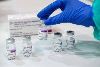 Фото: Getty Images В Україні зареєстрували південнокорейську вакцину AstraZeneca