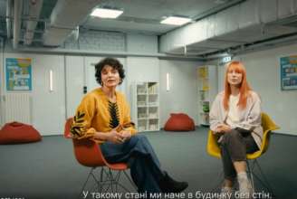 Возможность двигаться повышает уровень дофамина, который влияет на наше чувство удовольствия, добавляет оптимизма и улучшает концентрацию внимания Возможность двигаться повышает уровень дофамина, который влияет на наше чувство удовольствия, добавляет оптимизма и улучшает концентрацию внимания
