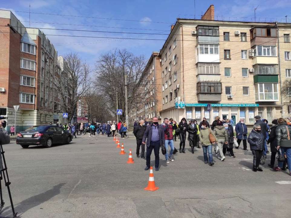 (Фото: Зміст) Протести