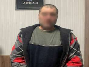 pol.kyivregion Вбив родича. Поліція Білої Церкви затримала чоловіка, який кидався з ножем на людей