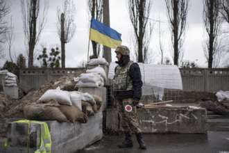 Оккупанты обстреляли Киевскую область/Фото: getty images военный