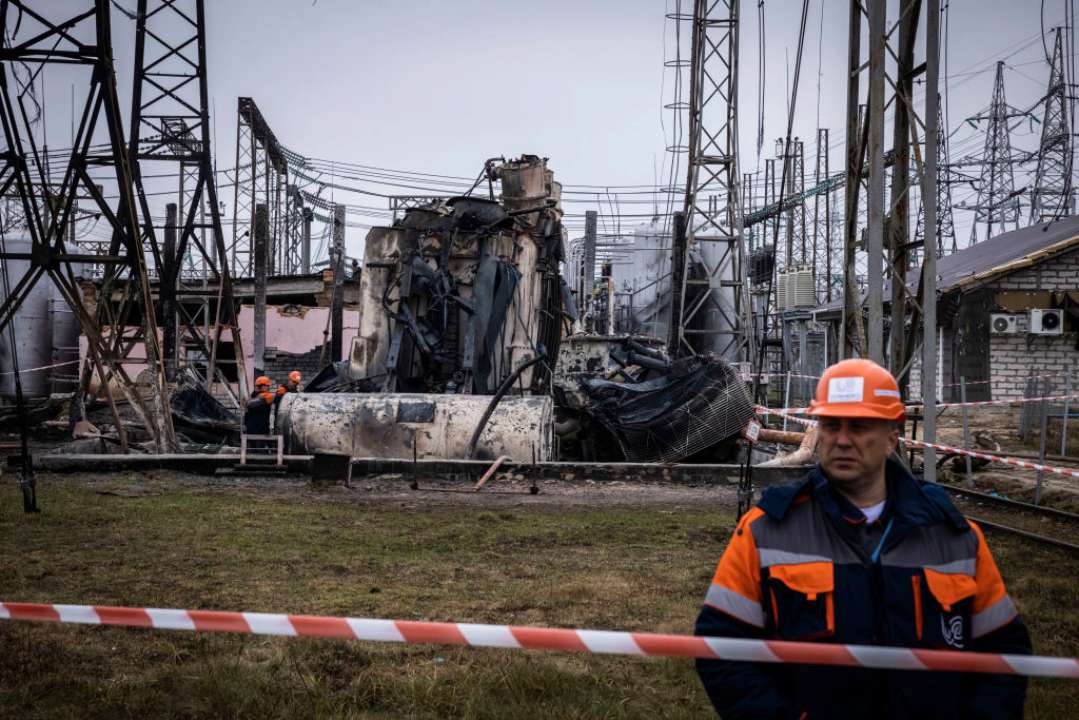 В "Укренерго" назвали кількість відновлених підстанцій та ліній електропередачі/Фото: Getty Images В "Укренерго" назвали кількість відновлених підстанцій та ліній електропередачі/Фото: Getty Images