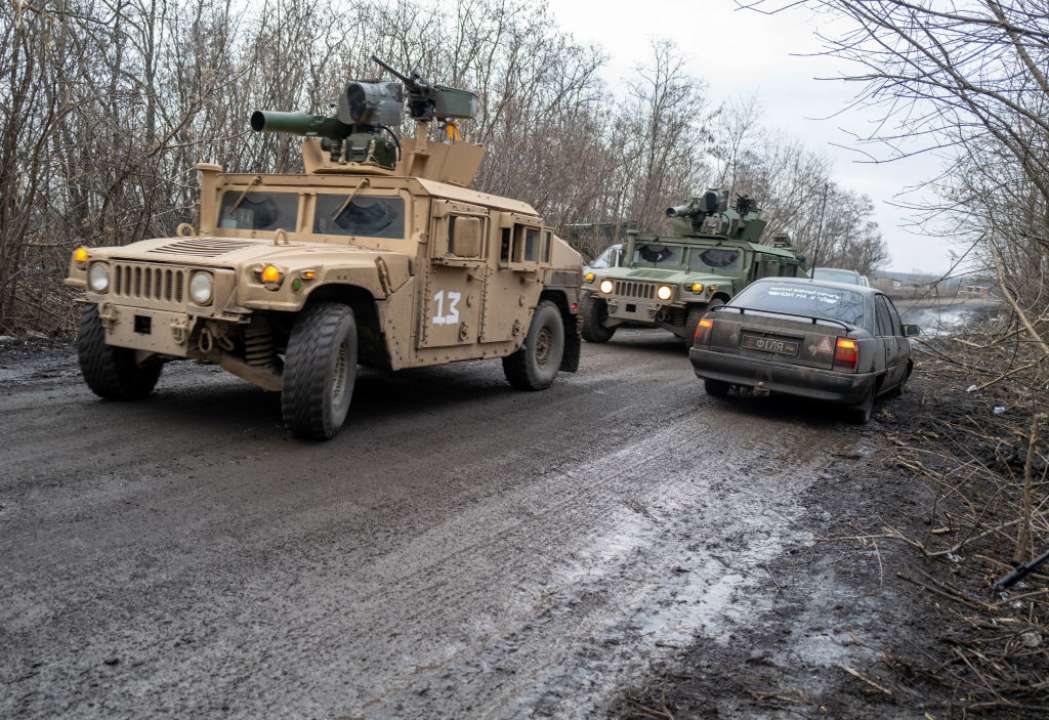 Военным временно разрешили ездить на автомобилях с правым рулем/Фото: Getty Images Военным временно разрешили ездить на автомобилях с правым рулем/Фото: Getty Images