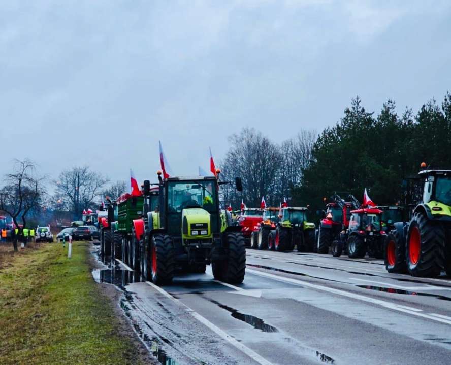 У Польщі розпочався загальний страйк фермерів: що відбувається на кордоні з Україною