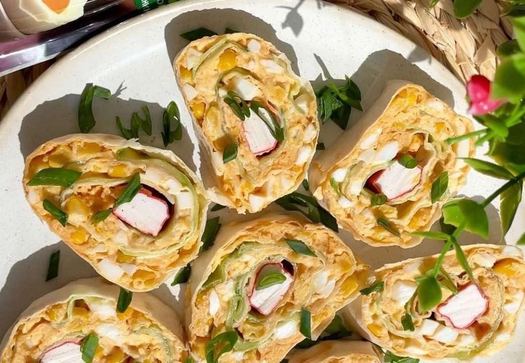Рецепт рулетов с крабовыми палочками / Фото: instagram/vistovska_cooking