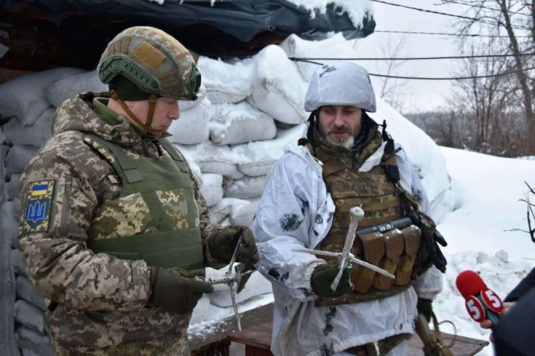 В ООС окупанти чотири рази порушили "тишу"/Фото: Facebook.com/pressjfo.news В ООС окупанти чотири рази порушили "тишу"