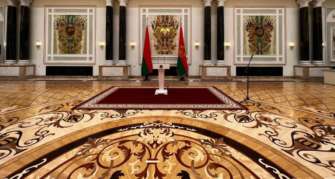 лукашенко оголосив про приведення білоруської армії в повну бойову готовність/Фото: Telegram Місце виступу лукашенко