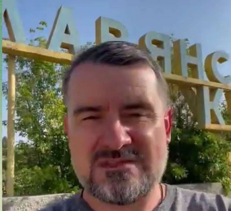 Начальник Слов’янської міської військової адміністрації просить місцевих мешканців не панікувати Начальник Слов’янської міської військової адміністрації просить місцевих мешканців не панікувати