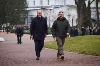 Власть ФРГ будет рядом с украинским народом – так долго, сколько это потребуется Власть ФРГ будет рядом с украинским народом – так долго, сколько это потребуется