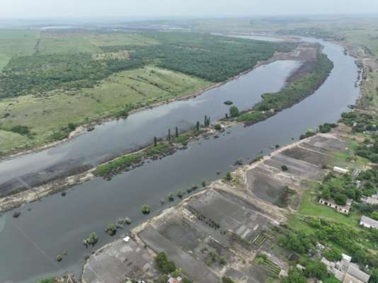 Затопленное село в Херсонской области показали с высоты птичьего полета Затопленное село в Херсонской области показали с высоты птичьего полета