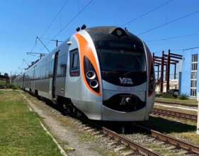 УЗ анонсувала додатковий поїзд на популярному напрямку / Фото: t.me/UkrzalInfo УЗ анонсувала додатковий поїзд на популярному напрямку / Фото: t.me/UkrzalInfo