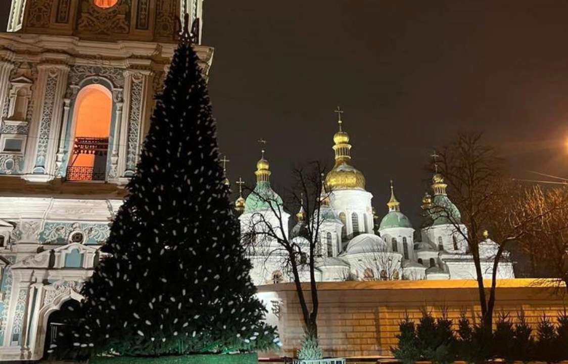 Як виглядає головна ялинка Києва/Фото: Віталій Кличко Кличко показав, як виглядає головна ялинка столиці
