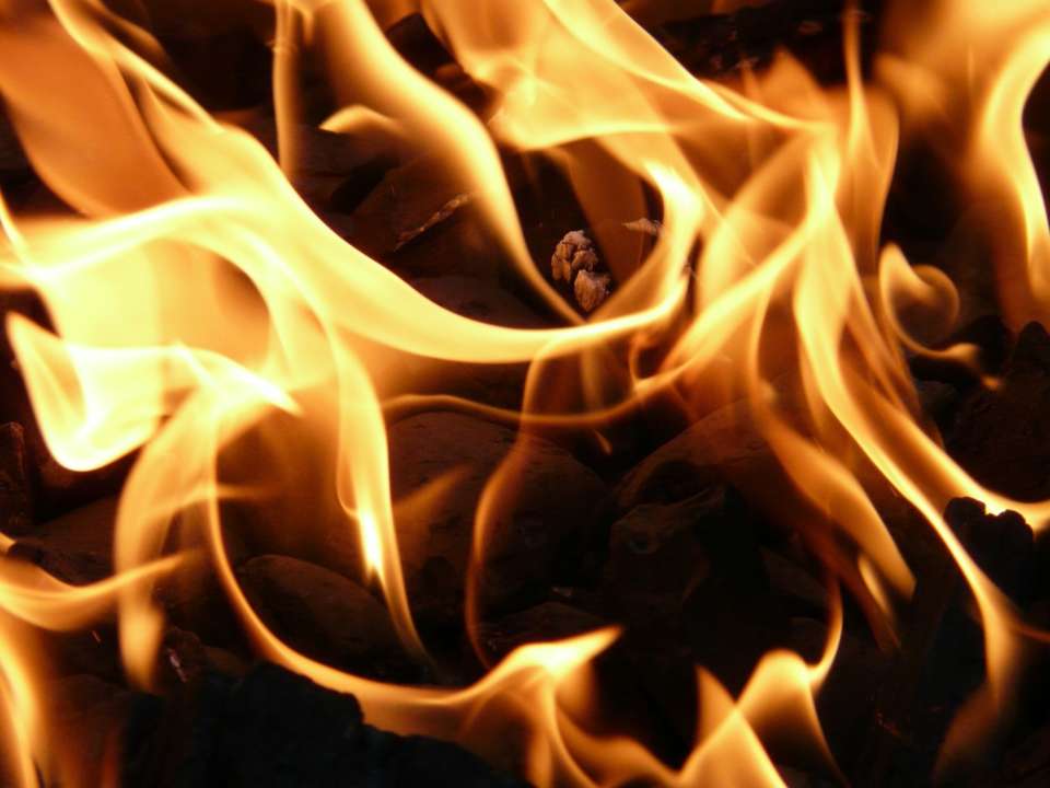 Трагедія у Єгипті: під час пожежі у виправному центрі живцем згоріли шестеро підлітків