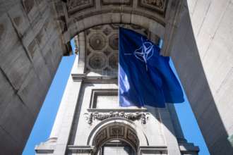 США предложили признать Украину страной "НАТО-плюс"/Фото: Jean-Christophe Guillaume for Getty Images НАТО