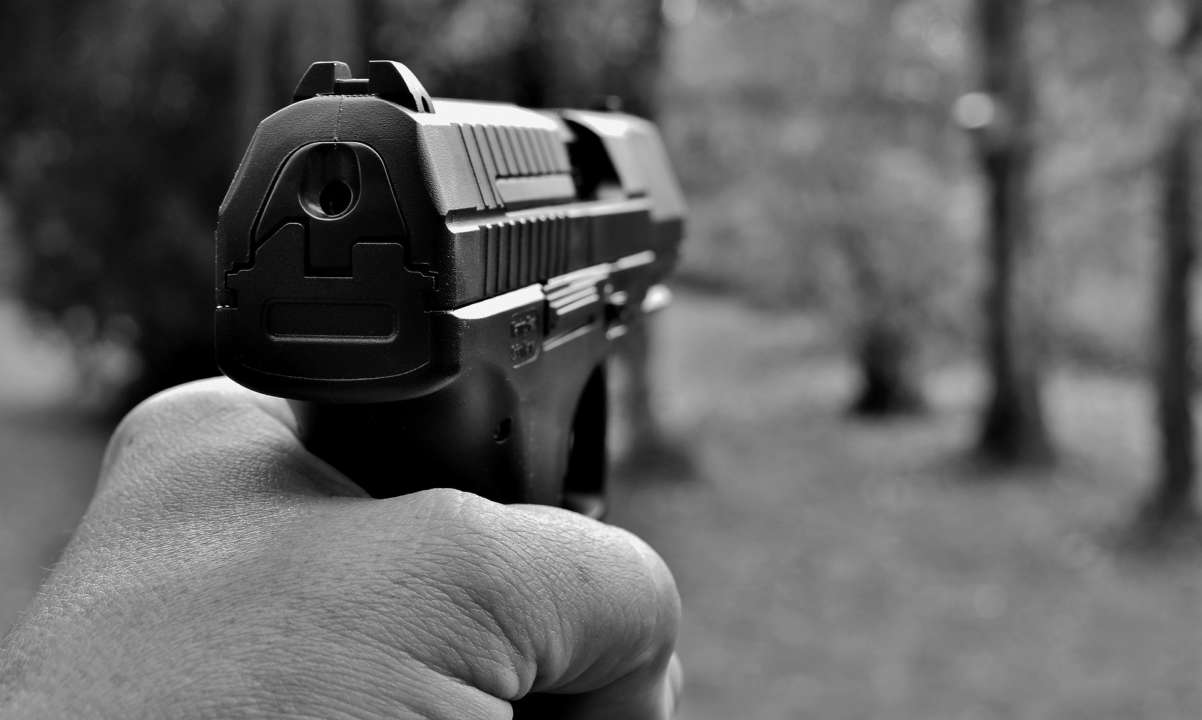 Фото: Pixabay/Автор — Alexas_Fotos Во Львове подростки угрожали пистолетом на детской площадке