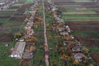 Россияне довели Херсонскую область до гуманитарной катастрофы/Фото: Carl Court/Getty Images "Там сплошная гуманитарная катастрофа": глава Херсонской ОВА рассказал об освобожденных территориях