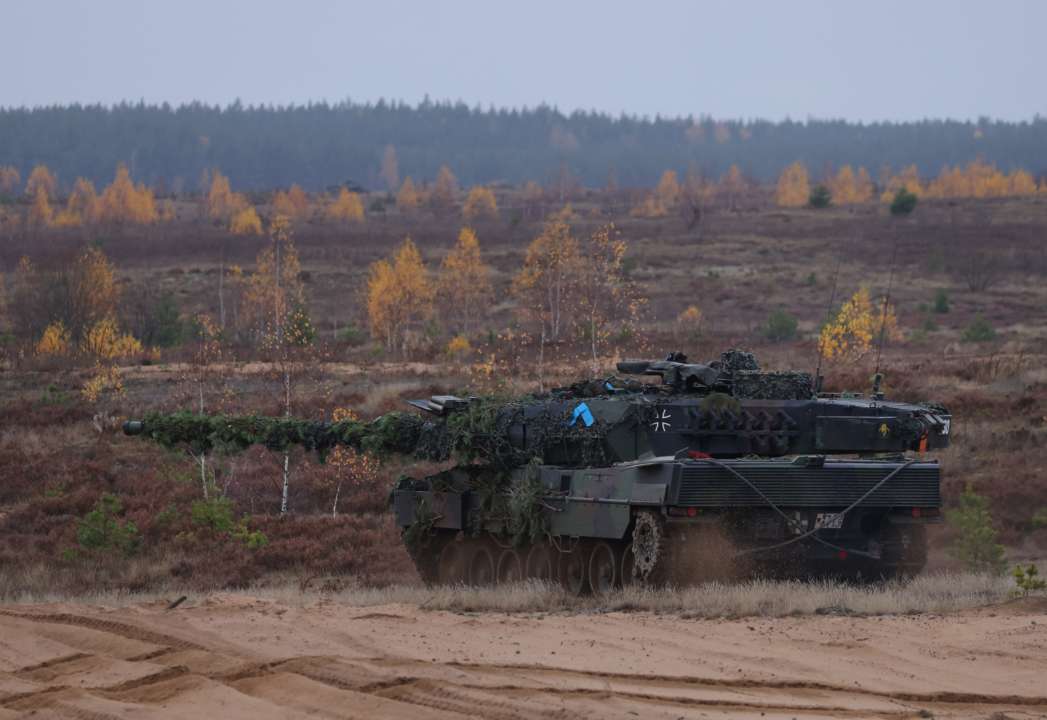 Норвежский министр обороны рассказал, когда страна отправит танки Украине