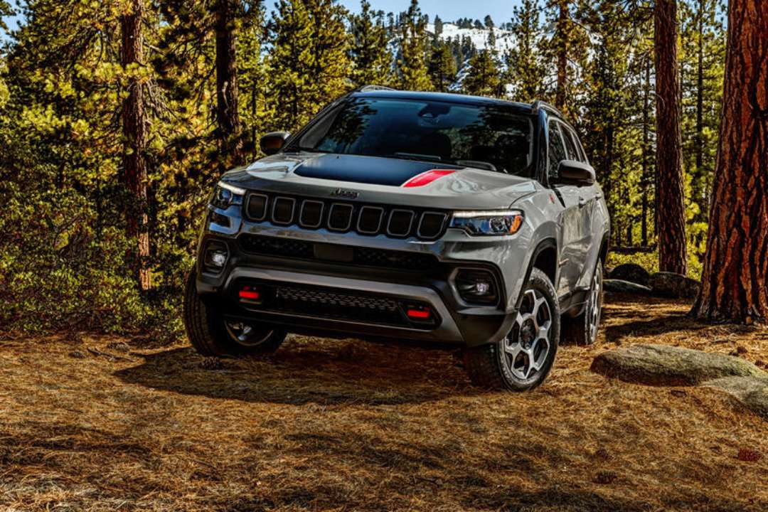 Jeep представила обновленную модель внедорожника Compass