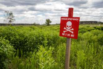 Мінна безпека стане обов’язковим доповненням до шкільного курсу/Фото: Getty Images Мінна безпека стане обов’язковим доповненням до шкільного курсу/Фото: Getty Images