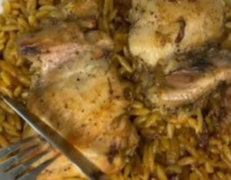 Необычное блюдо: плов с ячменной крупой и курицей